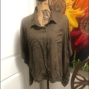 Army green casual shirt